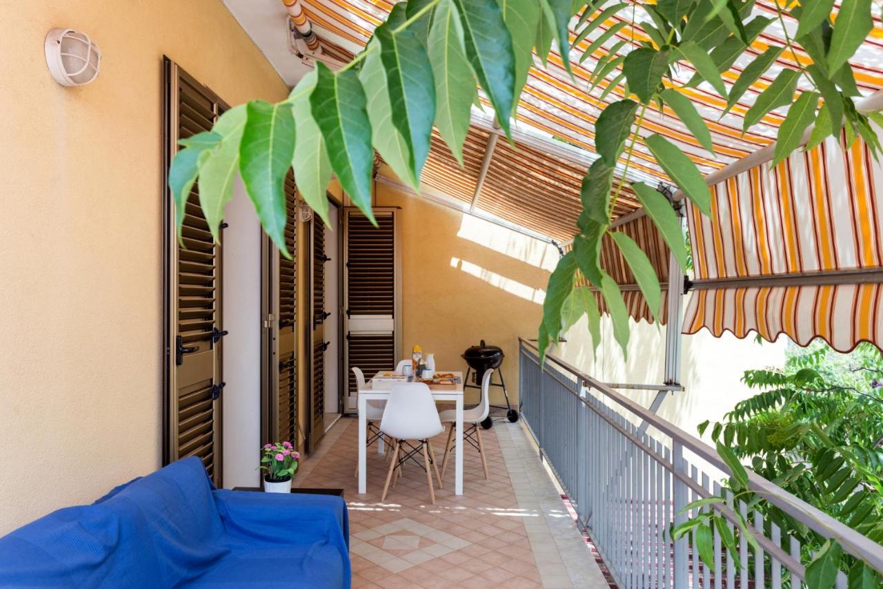 شقة Casa Di Clara أتشيريالي المظهر الخارجي الصورة